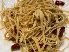 -超越炭火牛蛙火锅鸡(河东店)