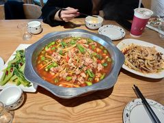 -兔行天下-鸿鹤鲜锅兔(中海国际店)