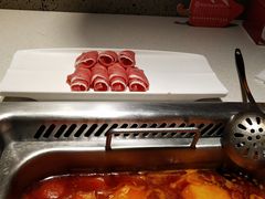 -海底捞火锅鲜切牛肉主题店(长寿路店)
