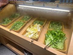 -捞小鲜虾滑海鲜自助火锅(嵊州吾悦店)