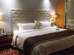 -长沙钦天·悦酒店(万家丽广场高桥北地铁站店)