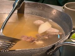 -左庭右院鲜牛肉火锅(金山万达店)