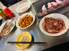 -马路牙子地桌烤肉(工体店)
