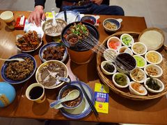 -包整·丝娃娃(一览甲秀楼风景店)