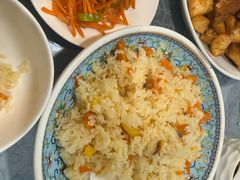 -汗腾格里·风味餐厅(新疆驻京办店)