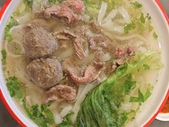 -大食代美食广场(上海中心店)