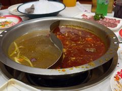 -沸炉重庆老火锅(军事博物馆店)