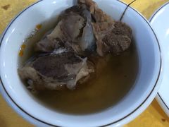 -鲤鱼塘农家山庄