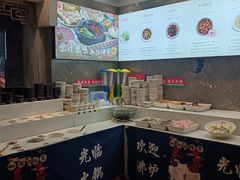 -沸炉重庆老火锅(军事博物馆店)