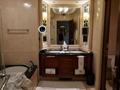 -广州富力丽思卡尔顿酒店