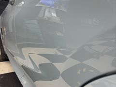 -鲨鱼皮汽车凹陷玻璃修复(静安店)