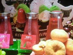 -雍容荟帝王蟹活龙虾展台自助(IFS黑金店)