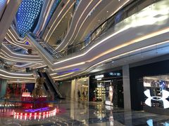 -银泰百货(厦门国贸中心店)