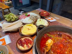 -赵美丽·重庆社区火锅·直营店(火车东站·中豪国际店)