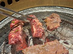 -山川小町·极番烧肉(新地假日广场店)