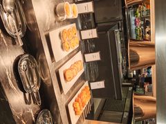 -广州万富希尔顿酒店·感趣自助餐厅·金秋蟹宴生蚝海鲜刺身