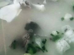 -美顺香食府鱼头老店(雪野湖店)