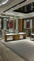 -北京七彩云南翡翠珠宝旗舰店(月坛店)