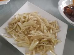 溧阳白芹-翠茗农庄土菜馆(天目湖店)