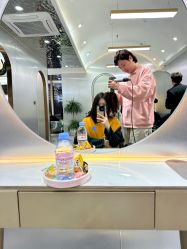 -Tloml salon