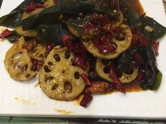 -扒虾小妹儿麻辣海鲜(宏图街店)