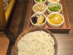 -良米山·云南野生菌过桥米线(上海首店)