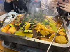 -后街佬·炭火鲜鱼杂(南城店)