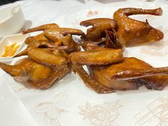 招牌乳鸽-唐宫海鲜舫