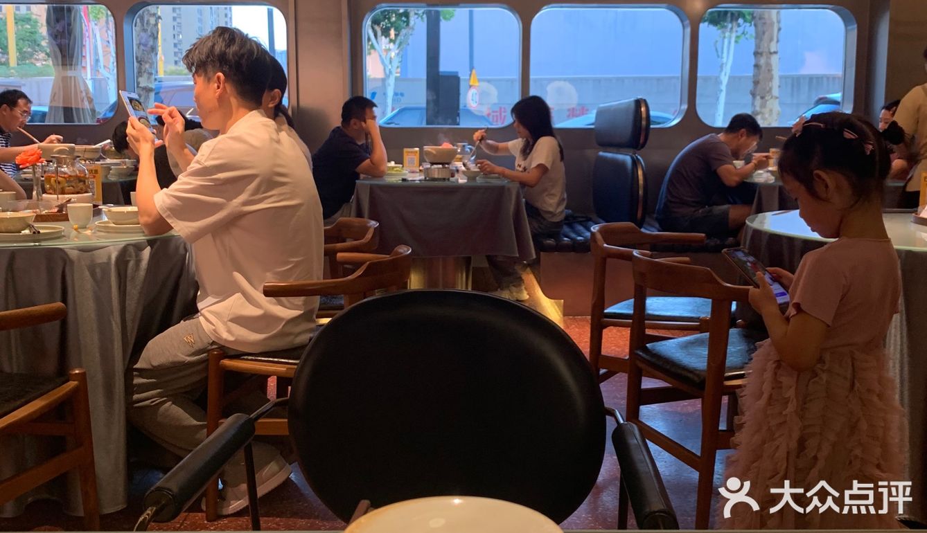 武昌江滩吃喝记