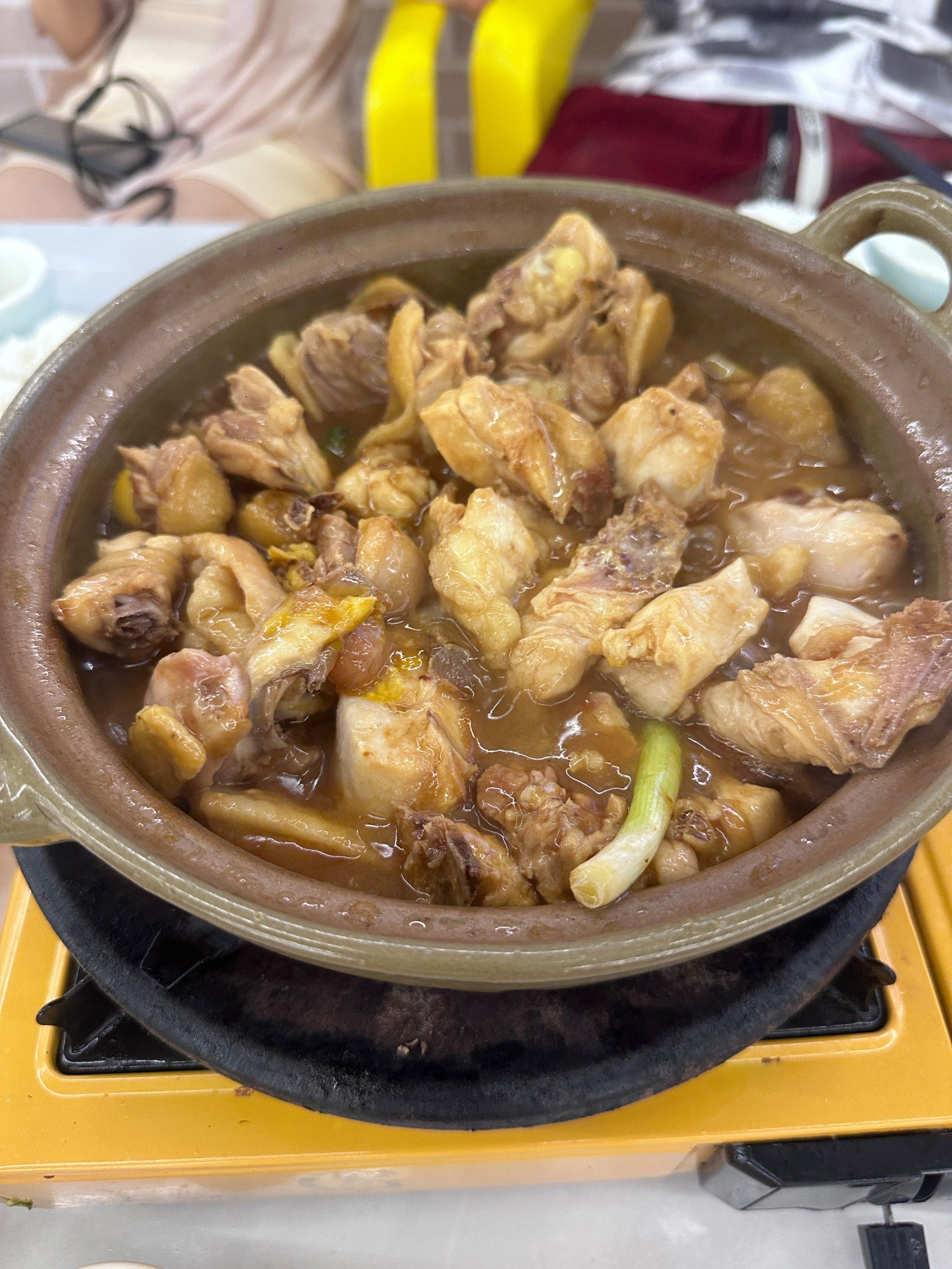 清远必吃鸡煲