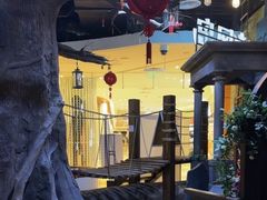 -暴风岛沉浸式体验馆(百联世纪店)