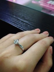 -威德钻石-克拉钻大本营(南京东路店)