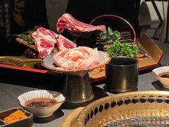 -铭牛烧肉·和牛海鲜自助(高新月牙湖店)