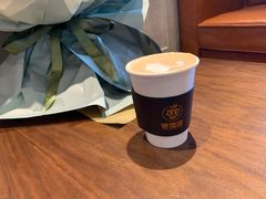 拿铁咖啡-ZING COFFEE 镜咖啡