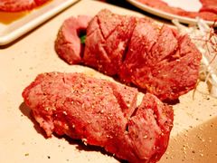 -焼肉まんぐう