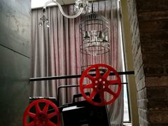 -小广寒电影艺术餐厅(小广寒经三路店)