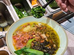 -八月美食小馆(银泰城总店)