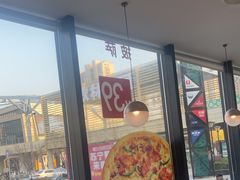 -必胜客(尹山湖歌林公园店)