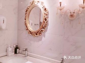 在朋友的点评定位上发现的这家店,在奉天街上,很好找