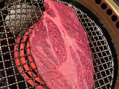 现切肩胛牛排-老乾杯和牛烧肉(王府中环店)