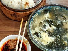 -驴肉蒸饺杭州小笼包