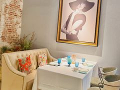 -金海华·赫本时光餐厅(现代传媒广场店)