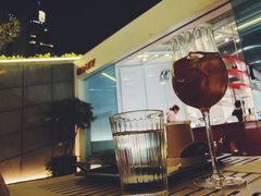 -UNI UNI(环亚凯瑟琳店)