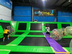 -飞跃蹦床乐园(南山科技园店)