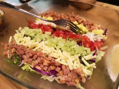 -临界音乐酒馆·小龙虾·江湖菜(华熙LIVE·鱼洞店)