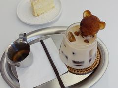 -露露家咖啡店
