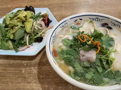 -吕记清真美食城(永兴服装街店)