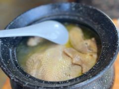 -崂山水果园农家宴(泉水鸡店)
