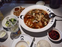 -江渔儿酸菜鱼(奥园广场金发购物中心店)