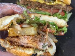 土耳其香料烤鸡汉堡-shark burger·鲨鱼汉堡(交子大道店)